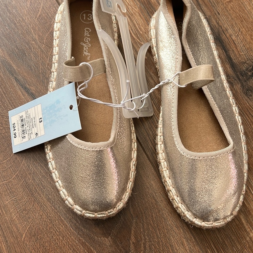 Cat and jack flats